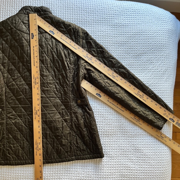 Barbour Flyweight Quilted 4-Pocket Snap-Front Jacket Brown - Picture 5 of 7